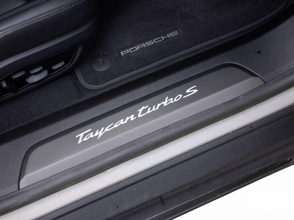 Porsche Taycan Id5 Gtx Style Red #28