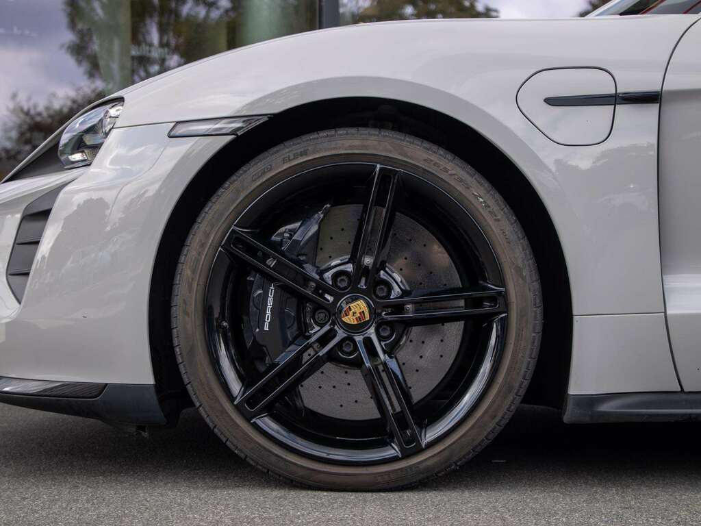 Porsche Taycan Id5 Gtx Style Red #4