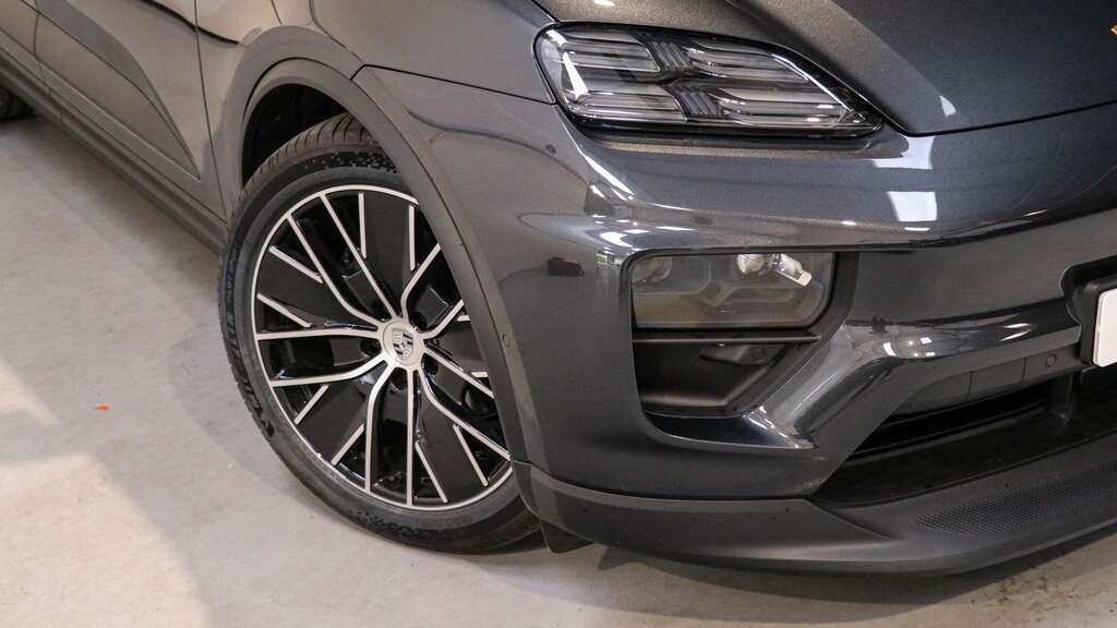 Porsche Macan 5dr Pdk Grey #24