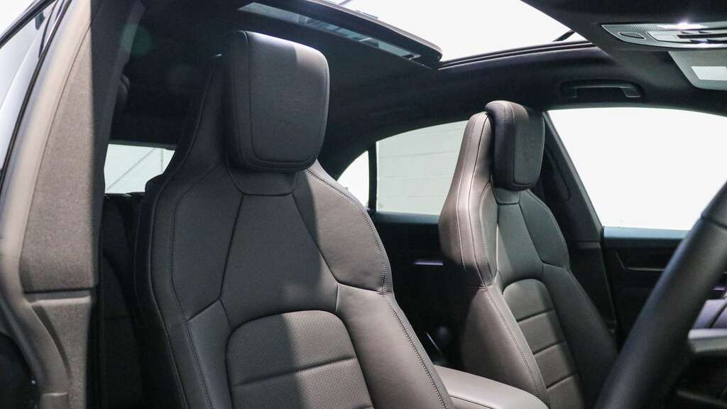Porsche Macan 5dr Pdk Grey #16
