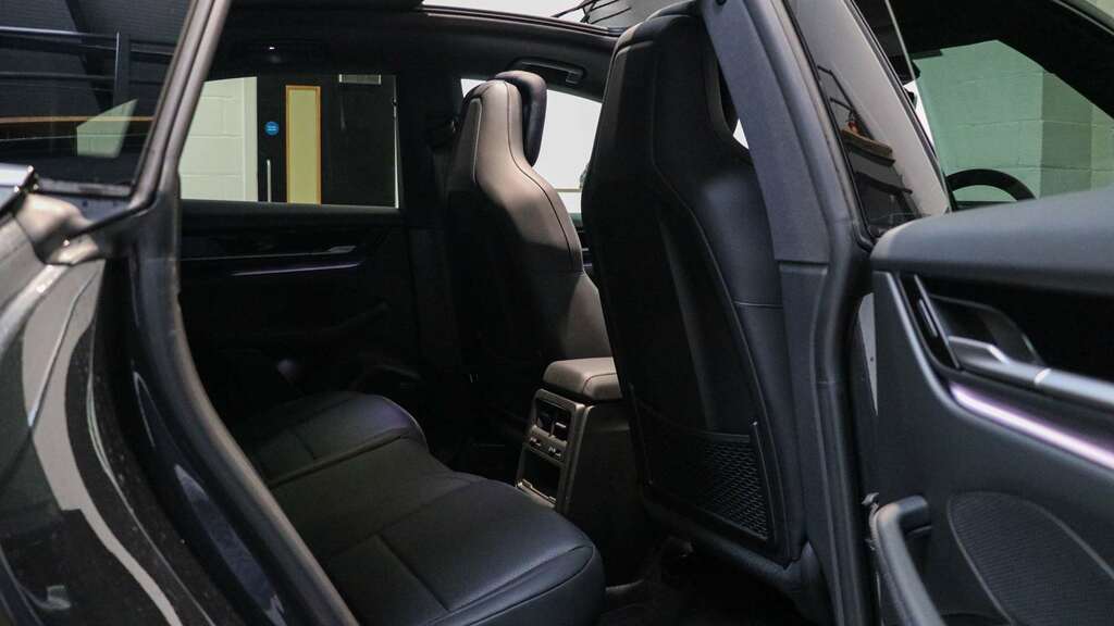 Porsche Macan 5dr Pdk Grey #18