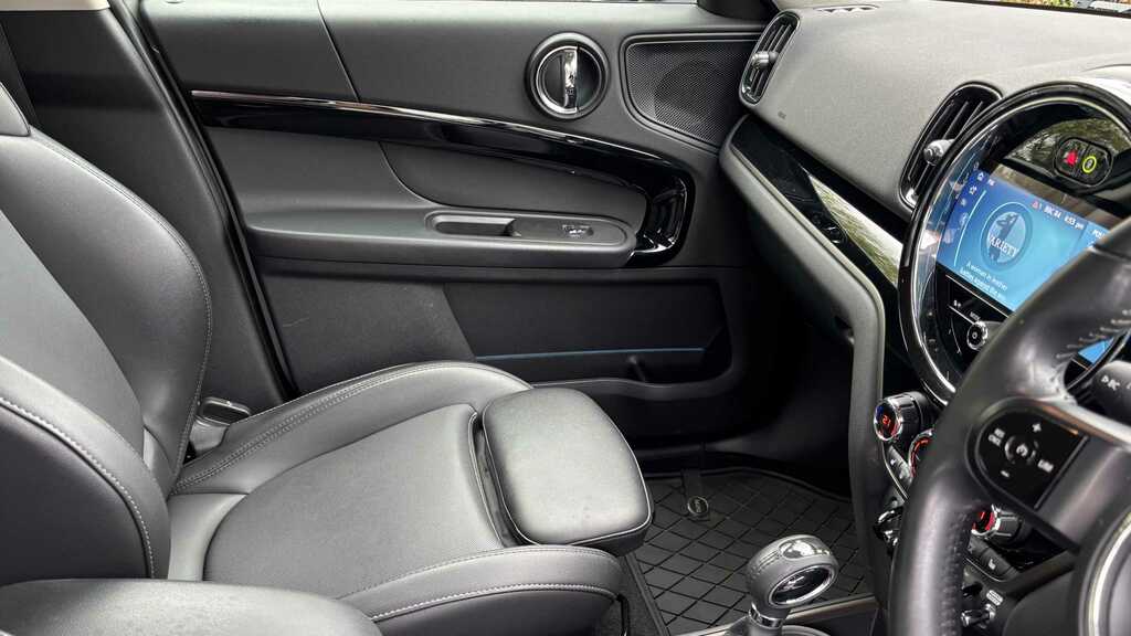 Mini Countryman Cooper Classic Black #31