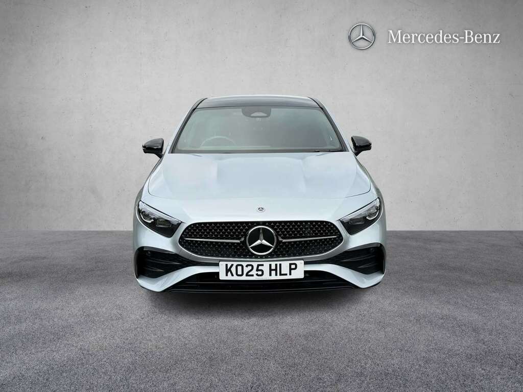 Mercedes-Benz A Class A200 Amg Line Executive Black #11