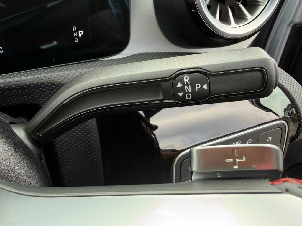 Mercedes-Benz A Class A200 Amg Line Executive Black #27