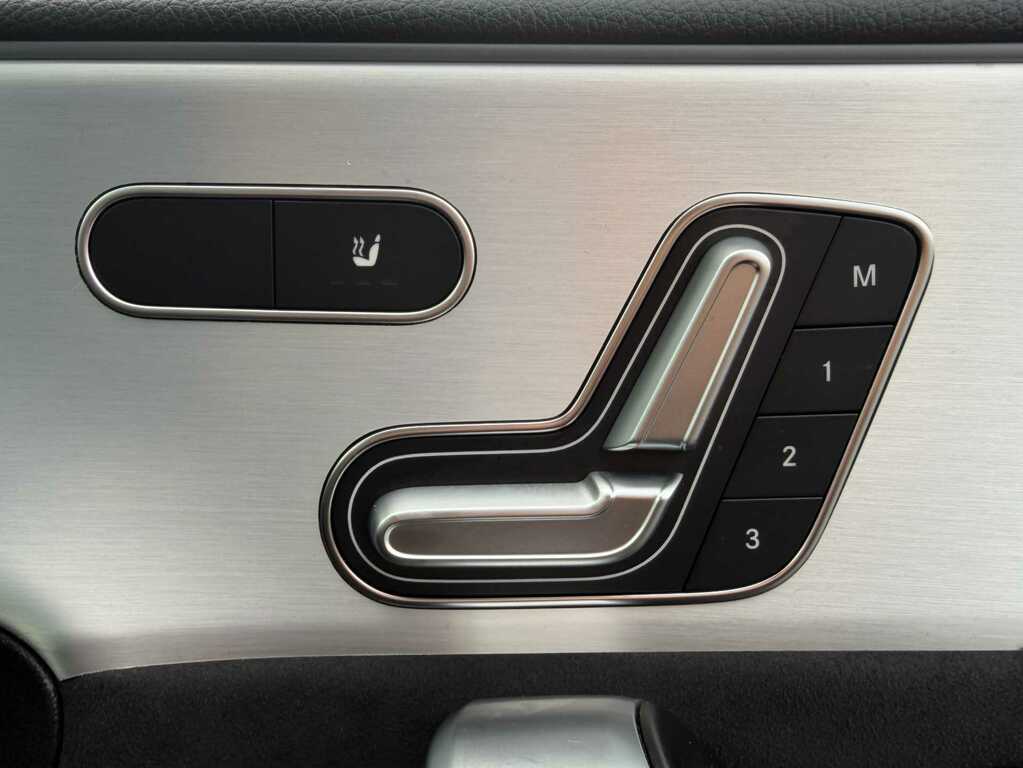 Mercedes-Benz A Class A200 Amg Line Executive Black #22