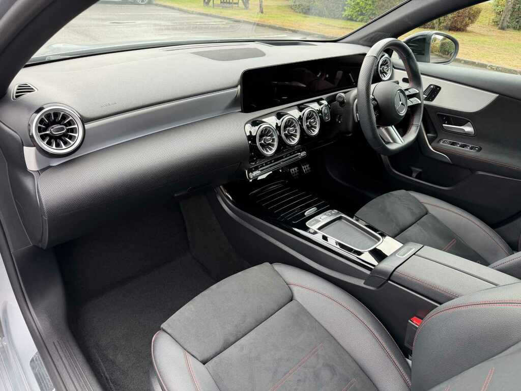 Mercedes-Benz A Class A200 Amg Line Executive Black #19