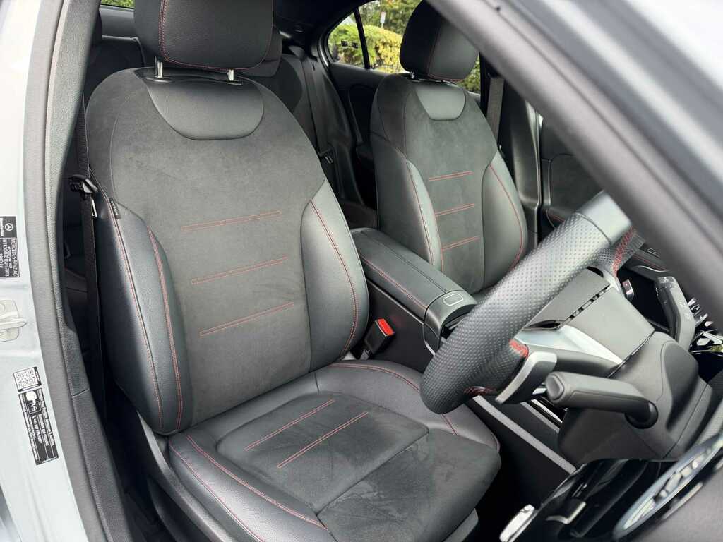 Mercedes-Benz A Class A200 Amg Line Executive Black #15