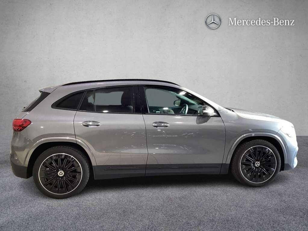 Mercedes-Benz GLA Class 200 Amg Line Premium Plus 2025 Grey #5