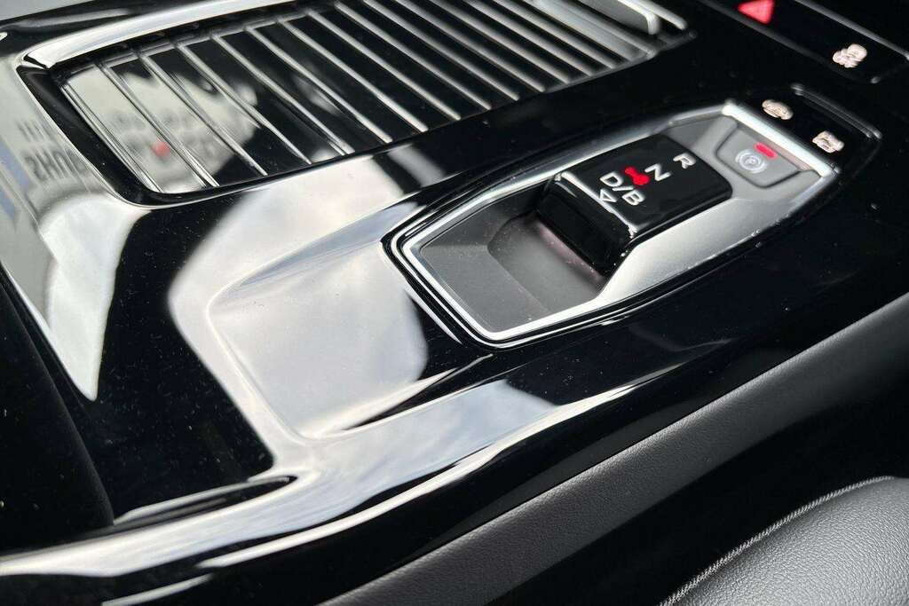 Audi Q6 E-Tron S Line Black #15