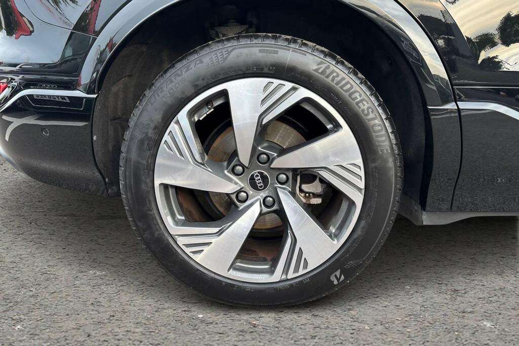 Audi Q6 E-Tron S Line Black #9