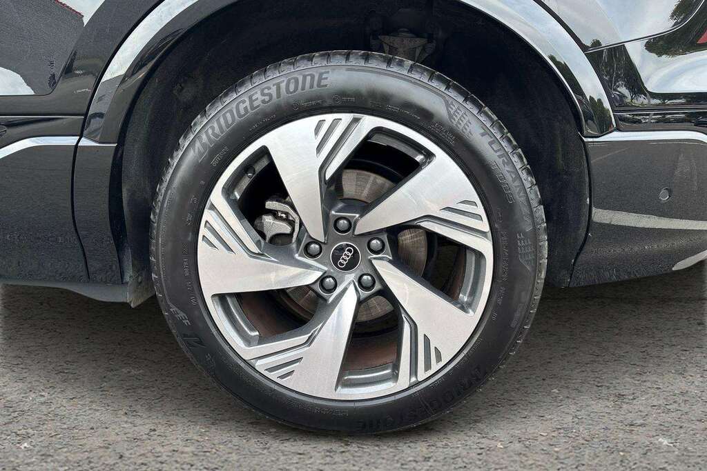 Audi Q6 E-Tron S Line Black #10