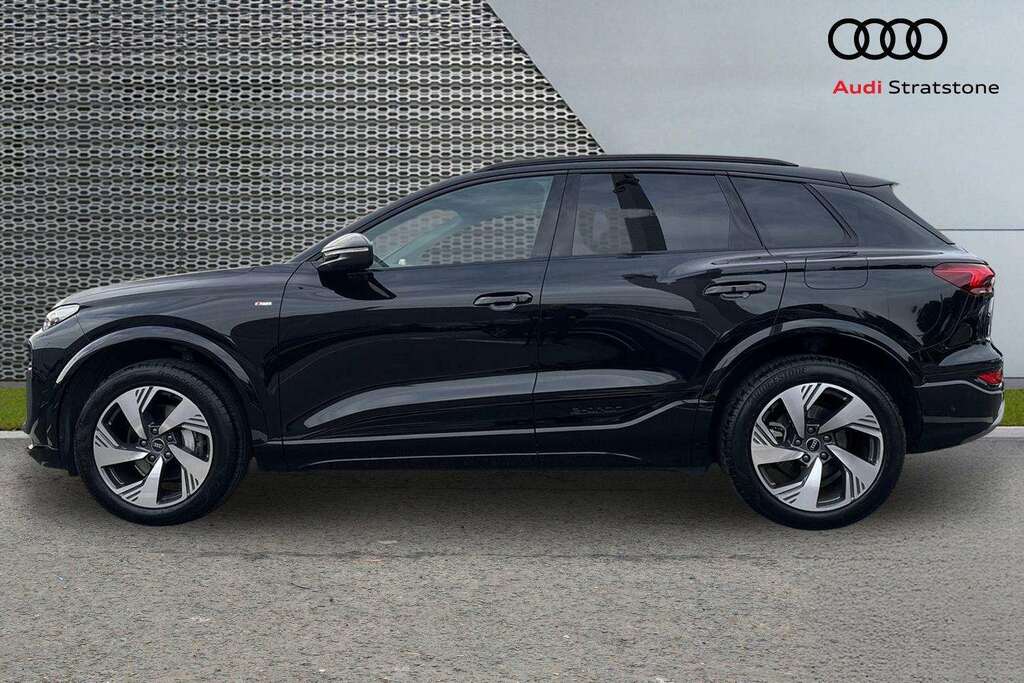 Audi Q6 E-Tron S Line Black #8