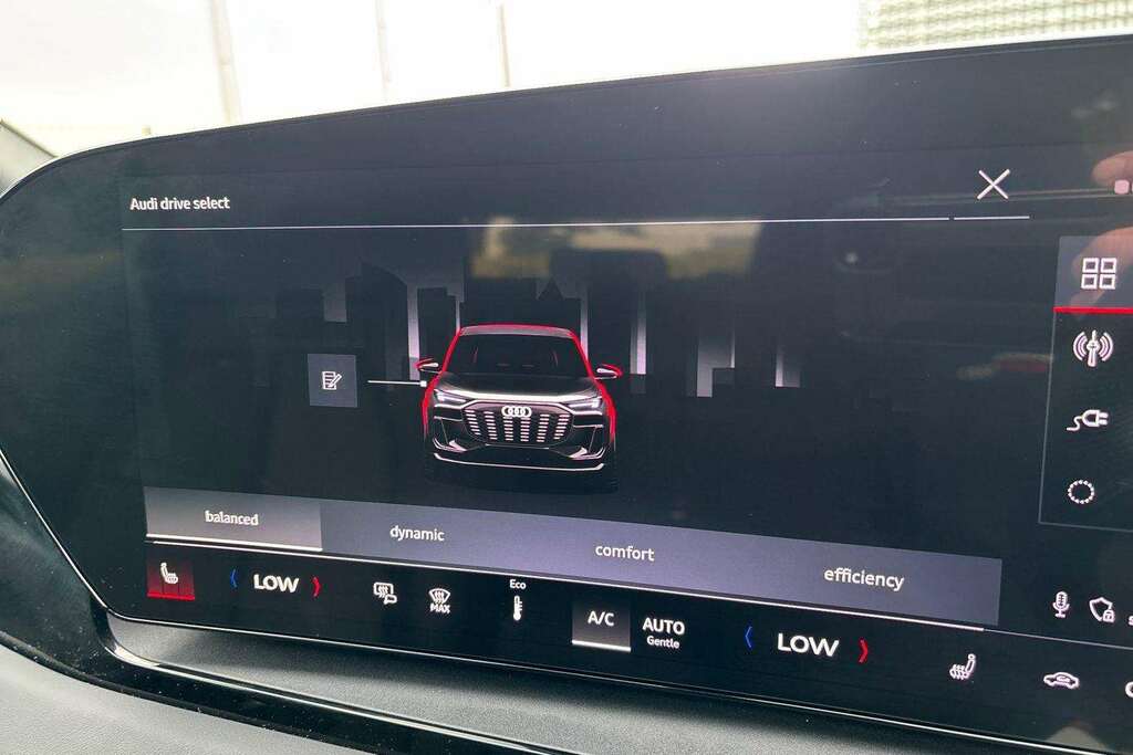 Audi Q6 E-Tron S Line Black #30