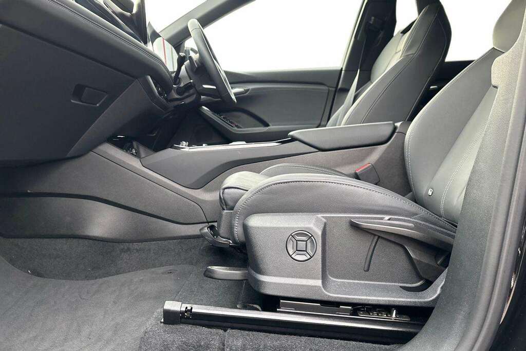 Audi Q6 E-Tron S Line Black #21