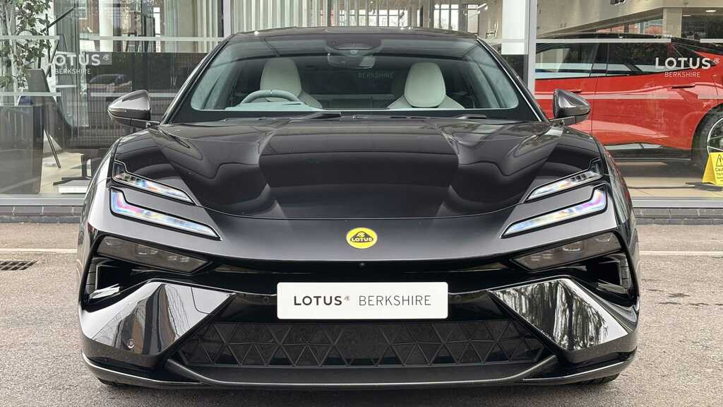Lotus Emeya 450Kw 102Kwh 2025 Black #3