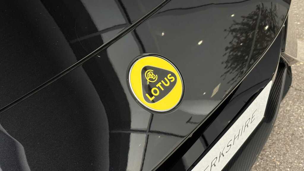 Lotus Emeya Base Black #9