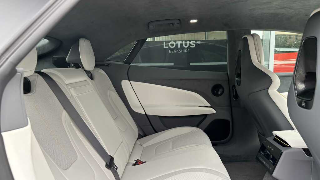 Lotus Emeya Base Black #27