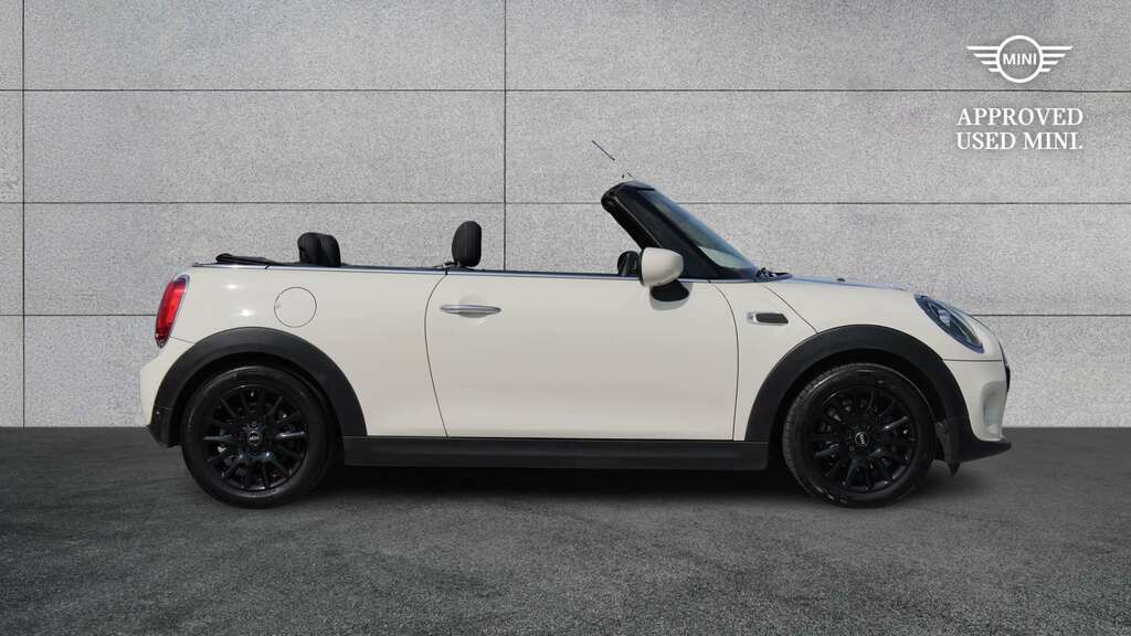 Mini Convertible 1.5 Cooper Classic II Comfortnav Pack 2019 White #3