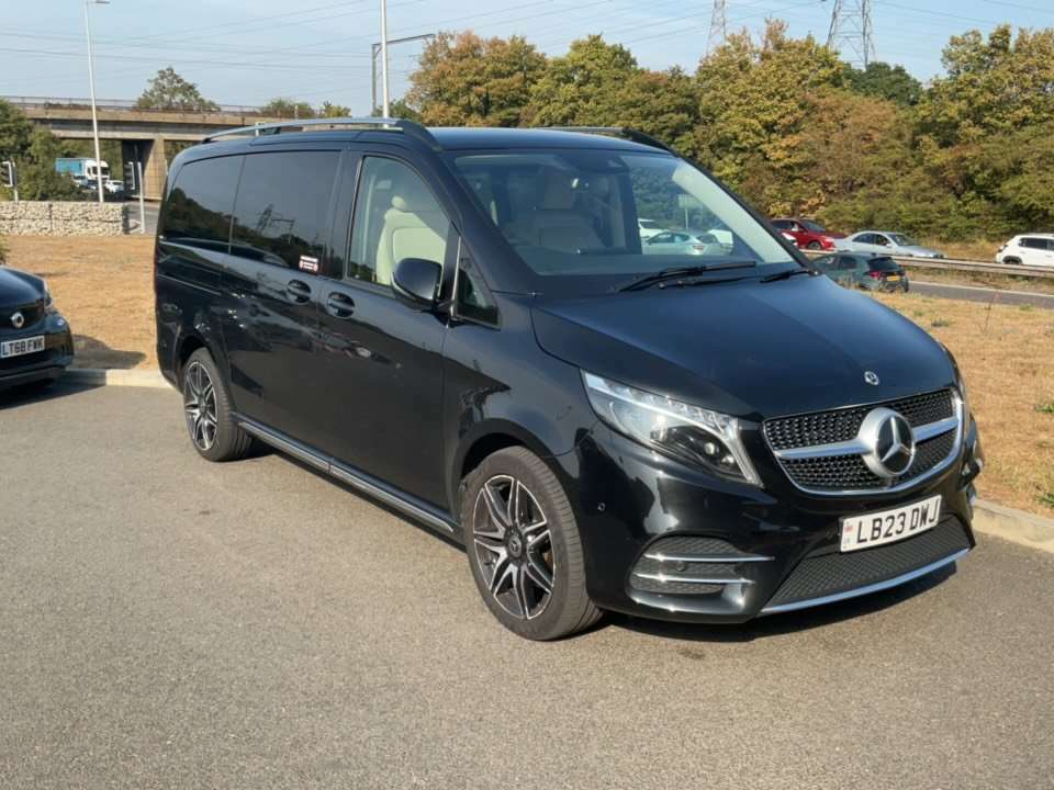 Mercedes-Benz V Class V300 D 237 Amg Line 9G-tronic Long 2023 Black