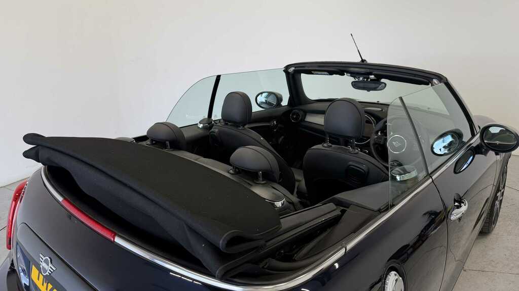 Mini Convertible 2.0 Cooper S Green #23