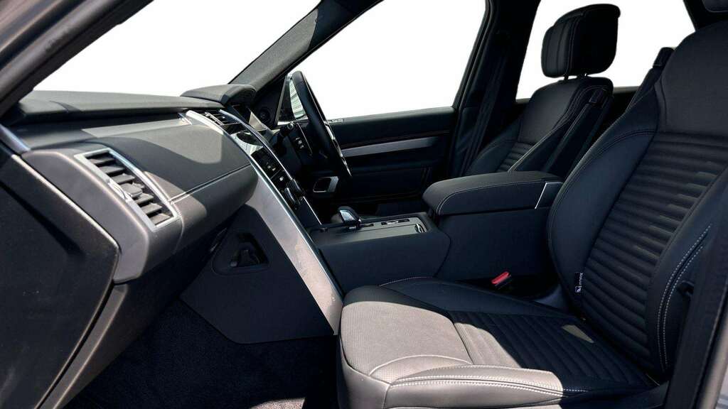 Land Rover Discovery Dynamic Se Black #3
