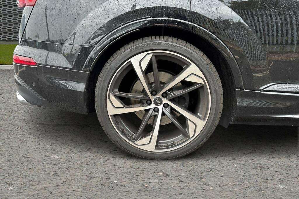 Audi Q7 Suv Black #11