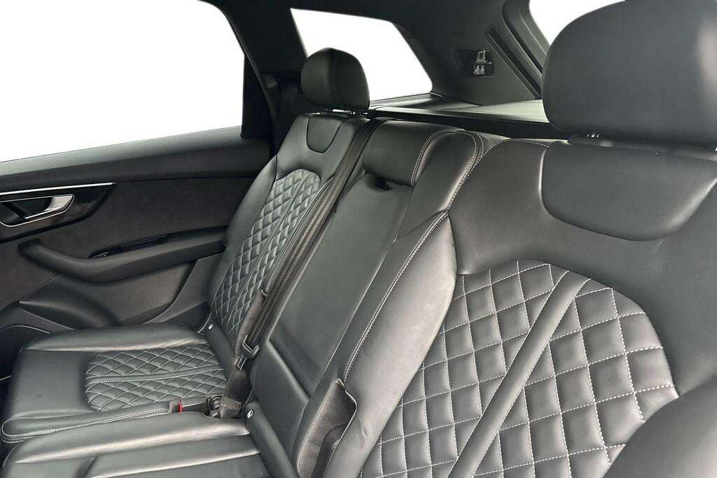 Audi Q7 Suv Black #22