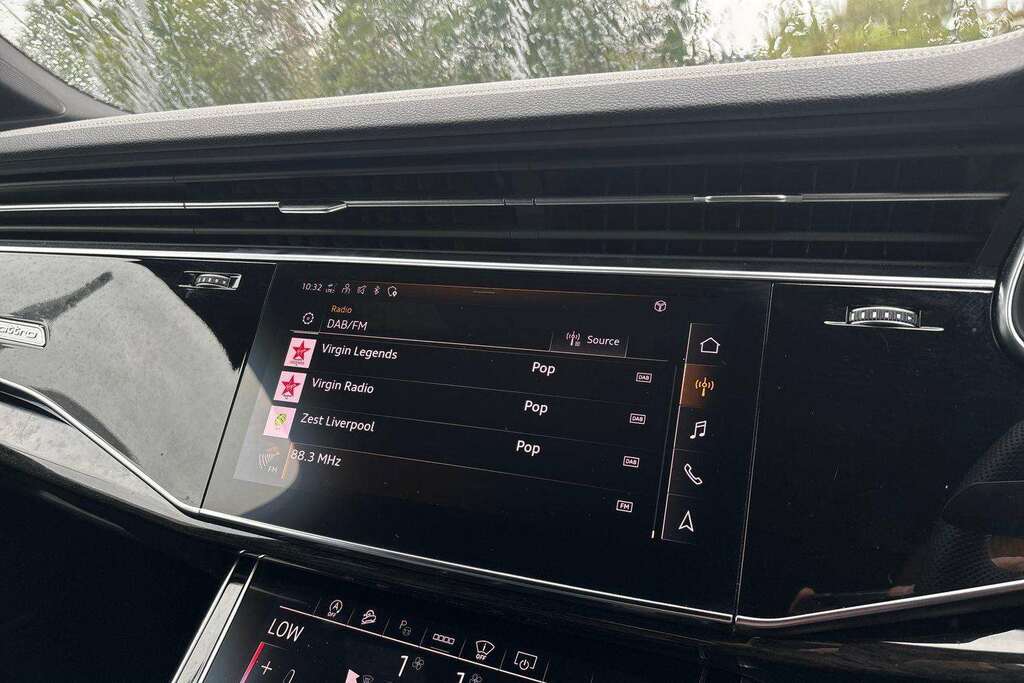 Audi Q7 Suv Black #38