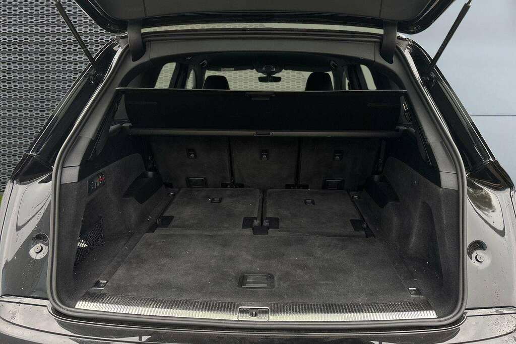 Audi Q7 Suv Black #13