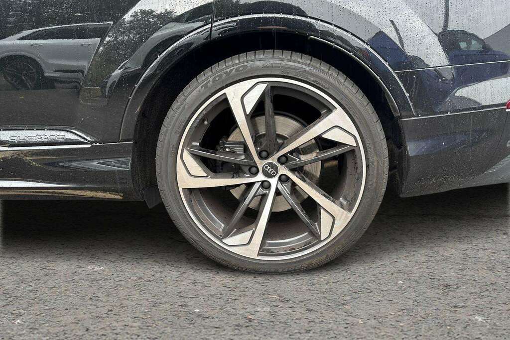 Audi Q7 Suv Black #10