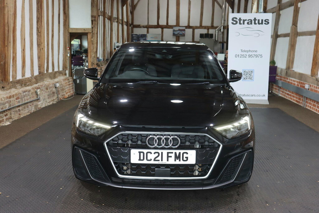 Audi A1 1.5 Tfsi 35 S Line Sportback S Tronic Euro 6 S S Black #2