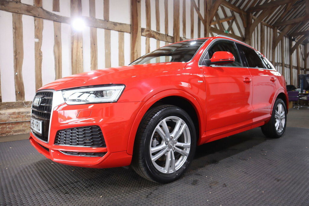 Audi Q3 2.0T Fsi Quattro Black Edition S Tronic White #67