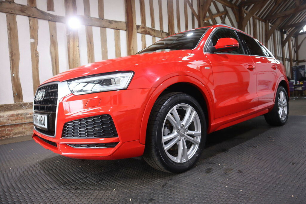 Audi Q3 2.0T Fsi Quattro Black Edition S Tronic White #68