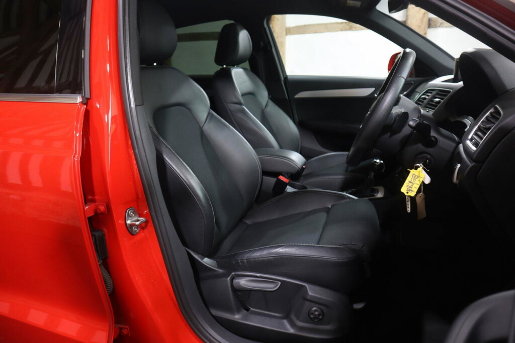 Audi Q3 2.0T Fsi Quattro Black Edition S Tronic White #11
