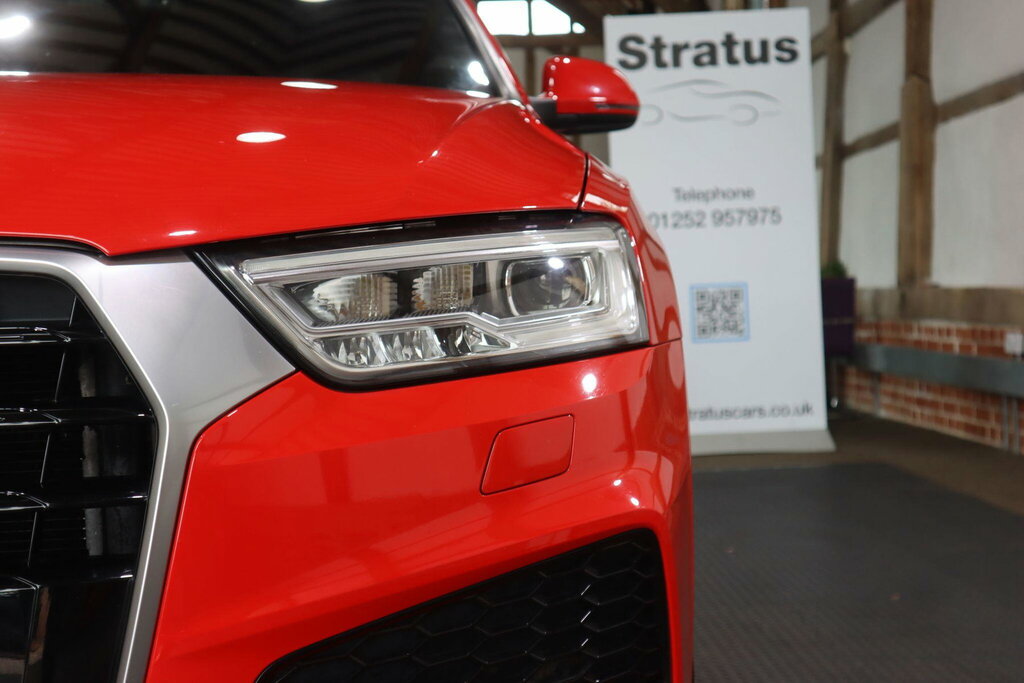 Audi Q3 2.0T Fsi Quattro Black Edition S Tronic White #73