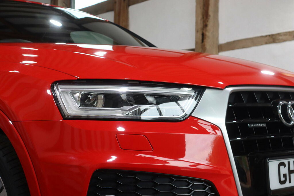 Audi Q3 2.0T Fsi Quattro Black Edition S Tronic White #55