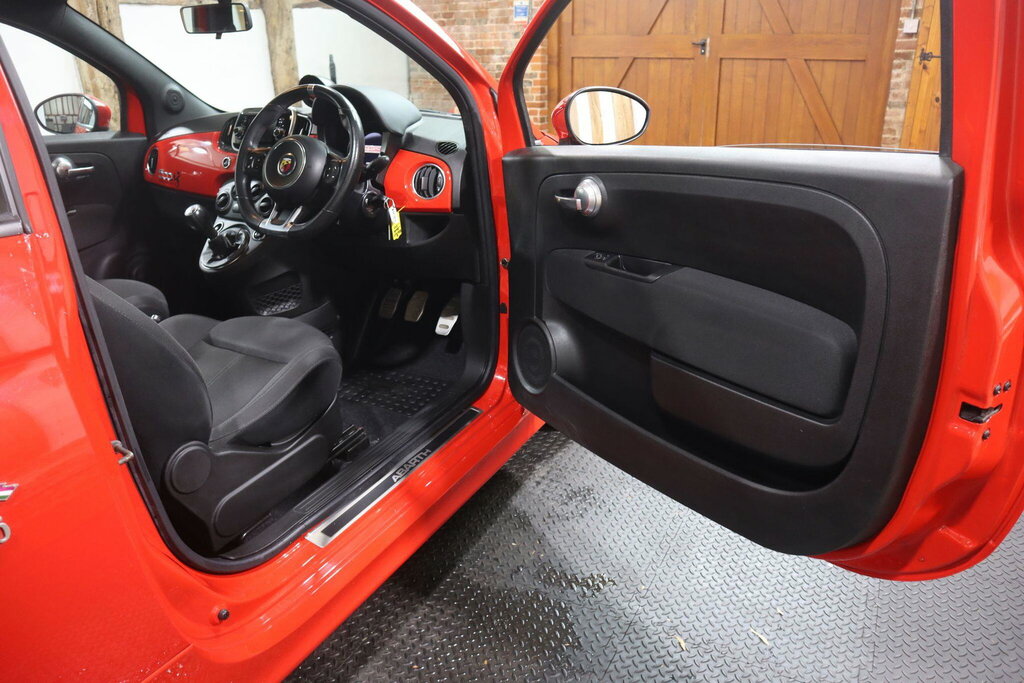 Abarth 595 White #8