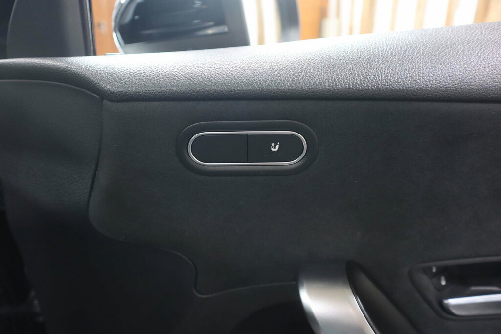 Mercedes-Benz A Class Hatchback White #17