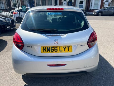 Peugeot 208 1.2 Puretech Active KM66LYT Silver #4