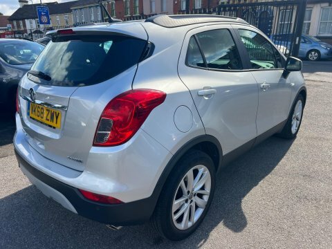 Vauxhall Mokka X Hatchback White #5