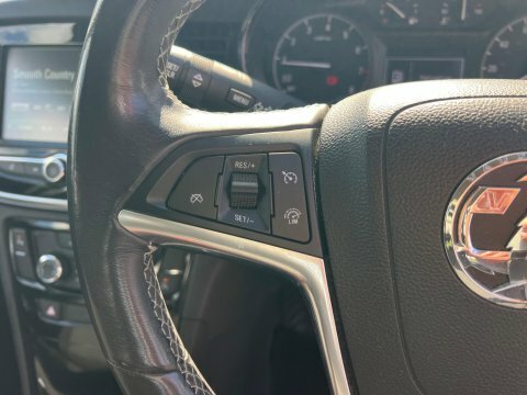 Vauxhall Mokka X Hatchback White #18