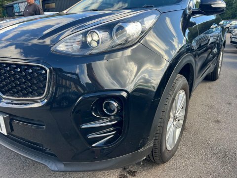 Kia Sportage  Black #9