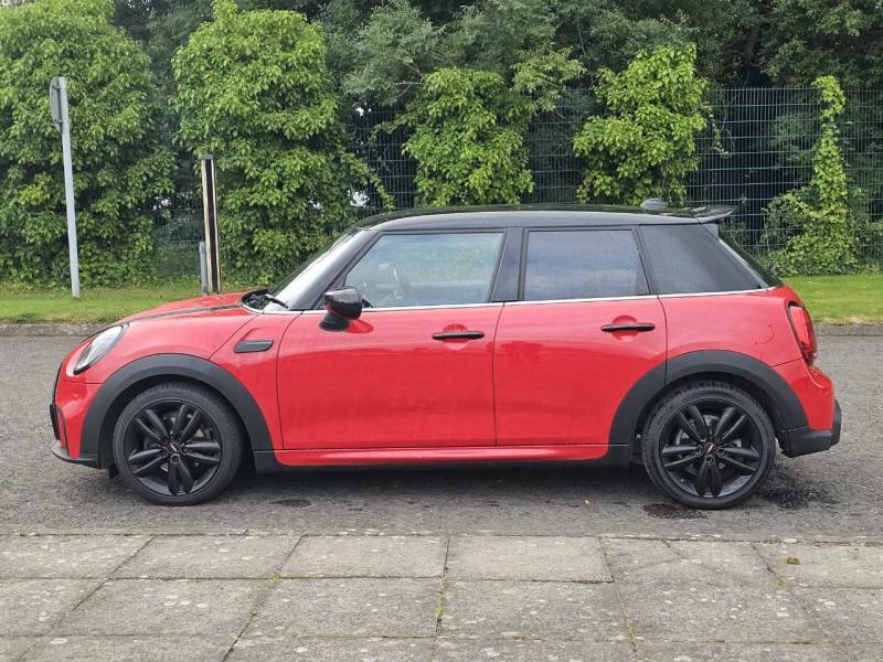 Mini Hatch Cooper Sport 1.5 - 2023 73 DK73JTO Red #6