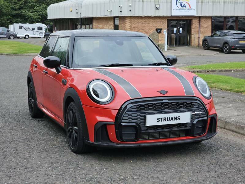 Mini Hatch Cooper Sport 1.5 - 2023 73 DK73JTO Red