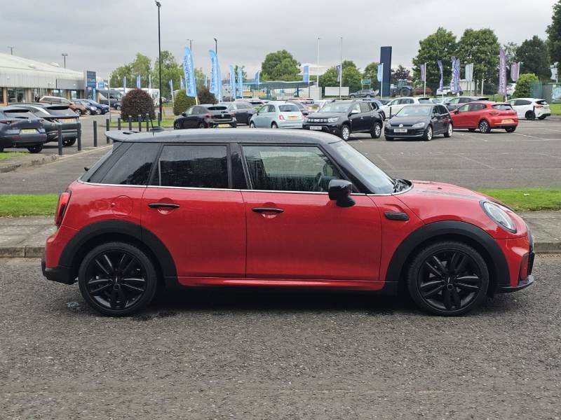 Mini Hatch Cooper Sport 1.5 - 2023 73 DK73JTO Red #5