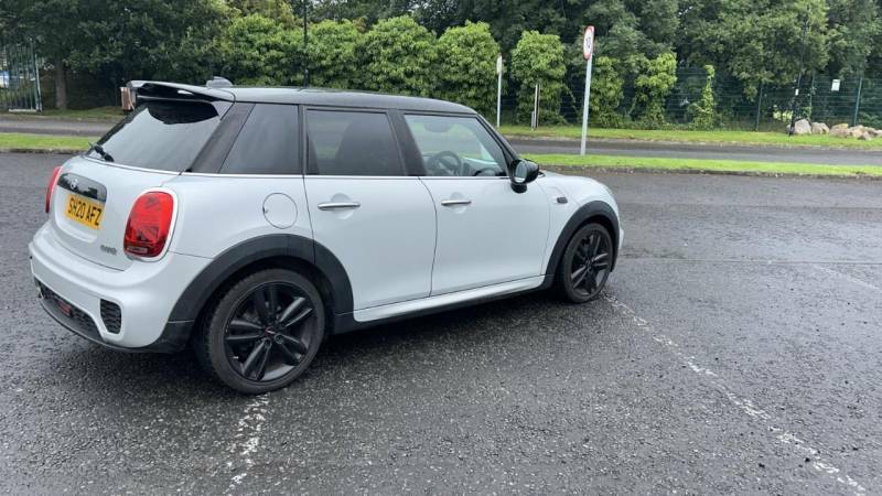 Mini Hatch 1.5 Cooper Classic II White #4