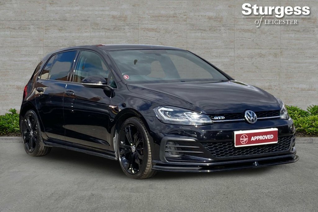Volkswagen Golf 2L Gtd MT18ULE Black