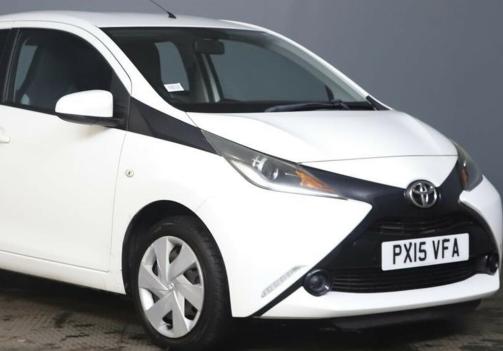 Toyota Aygo 1.0 Vvt-i X-play 2015 White