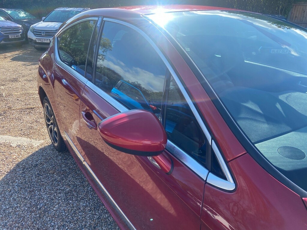 DS DS 4 Hatchback Orange #43