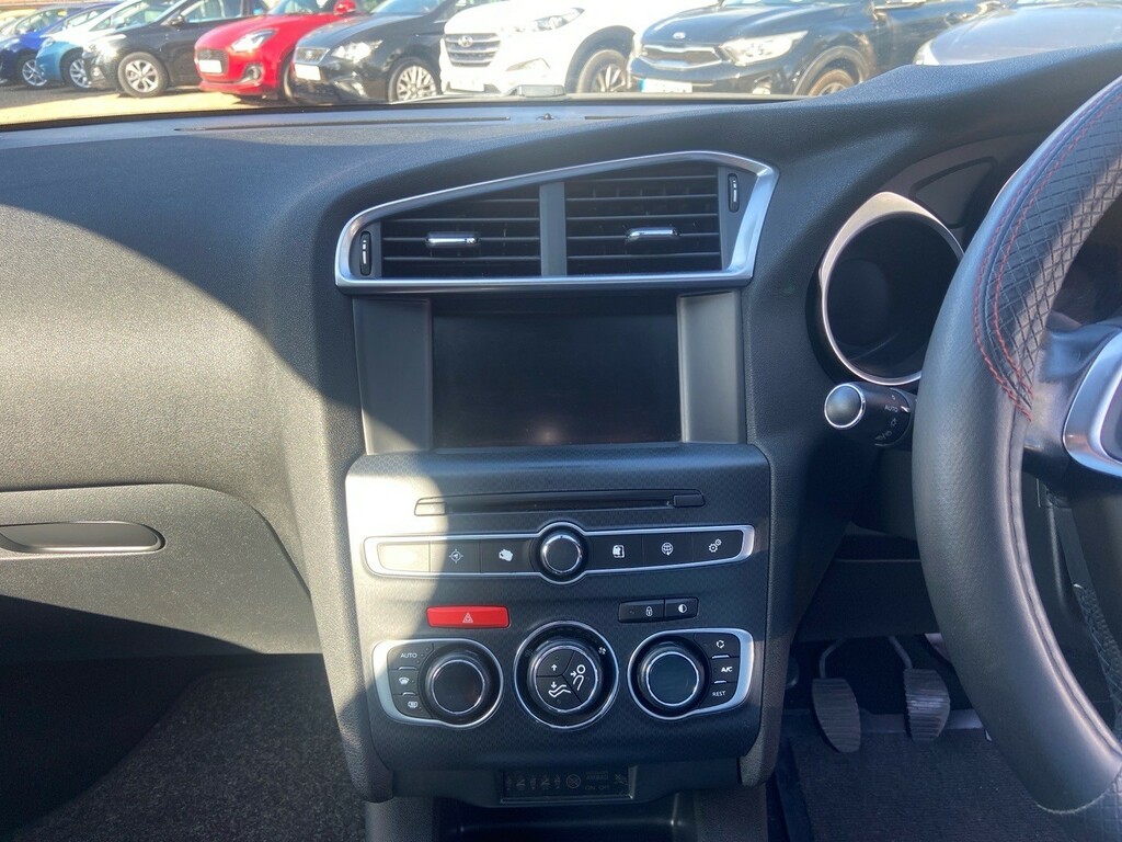 DS DS 4 Hatchback Orange #21
